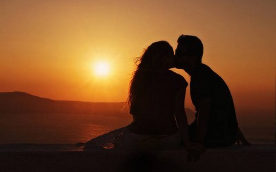 Is Romantic Love the Key to World Peace? – A New View of Valentine’s Day Through the Lens of Brain Chemicals & Compassion